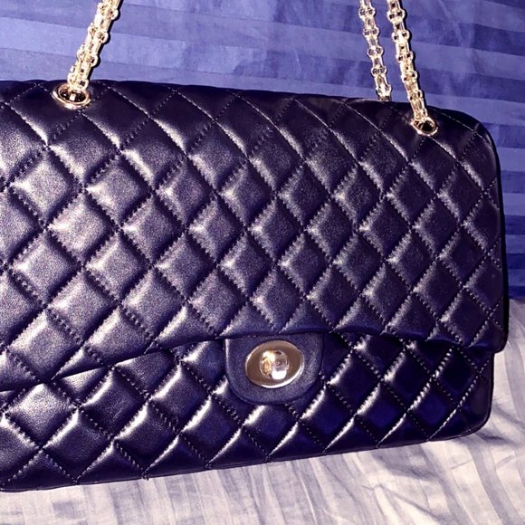 Ainifeel Handbags - Ainifeel quilted bag with gold hardware
